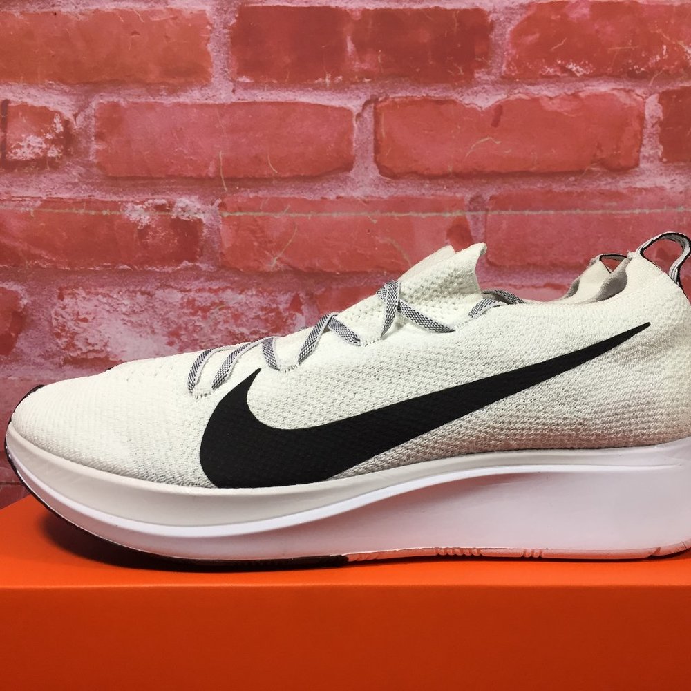 NIKE ZOOM FLY FLYKNIT WHITE BLACK PLATINUM